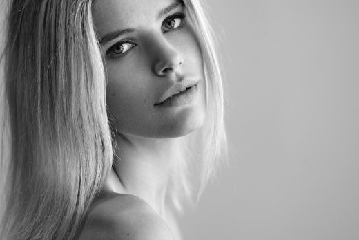 Chrissy16-02_120425-3