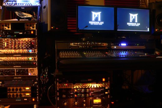 Moonface Studio-3